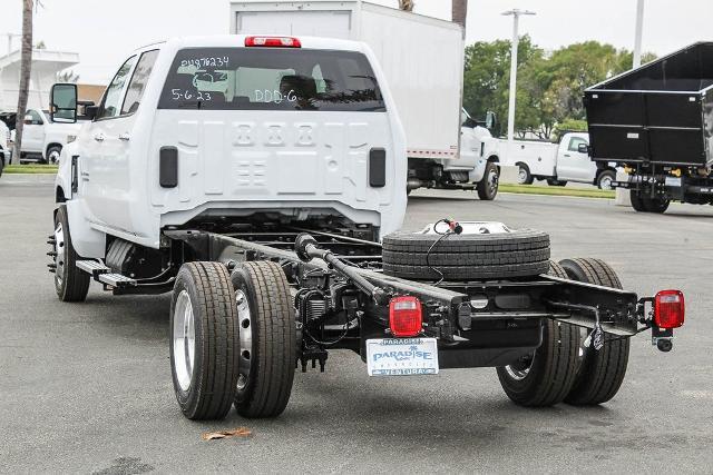 2023 Chevrolet Silverado Chassis Cab Vehicle Photo in VENTURA, CA 93003-8585