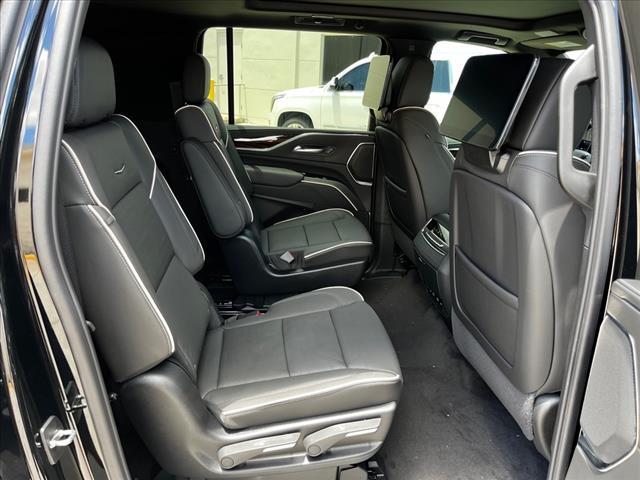 2024 Cadillac Escalade ESV Vehicle Photo in TAMPA, FL 33612-3404