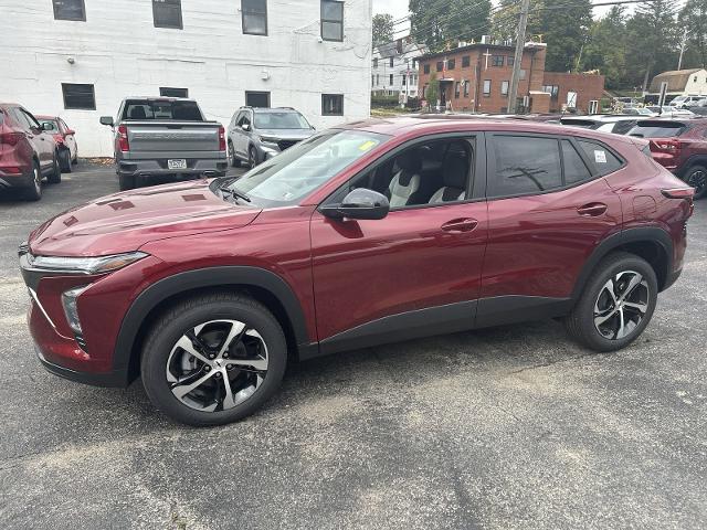 2025 Chevrolet Trax Vehicle Photo in INDIANA, PA 15701-1897