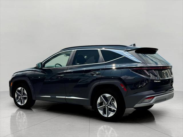 2025 Hyundai TUCSON Vehicle Photo in Green Bay, WI 54304