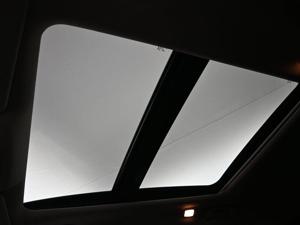 2020 Nissan Rogue Vehicle Photo in Cedar Rapids, IA 52402