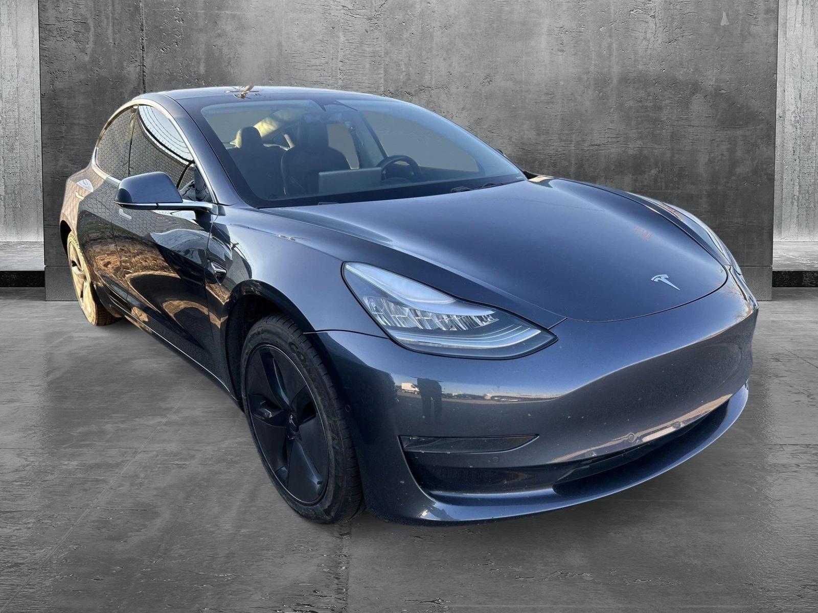 2020 Tesla Model 3 Vehicle Photo in Memphis, TN 38133