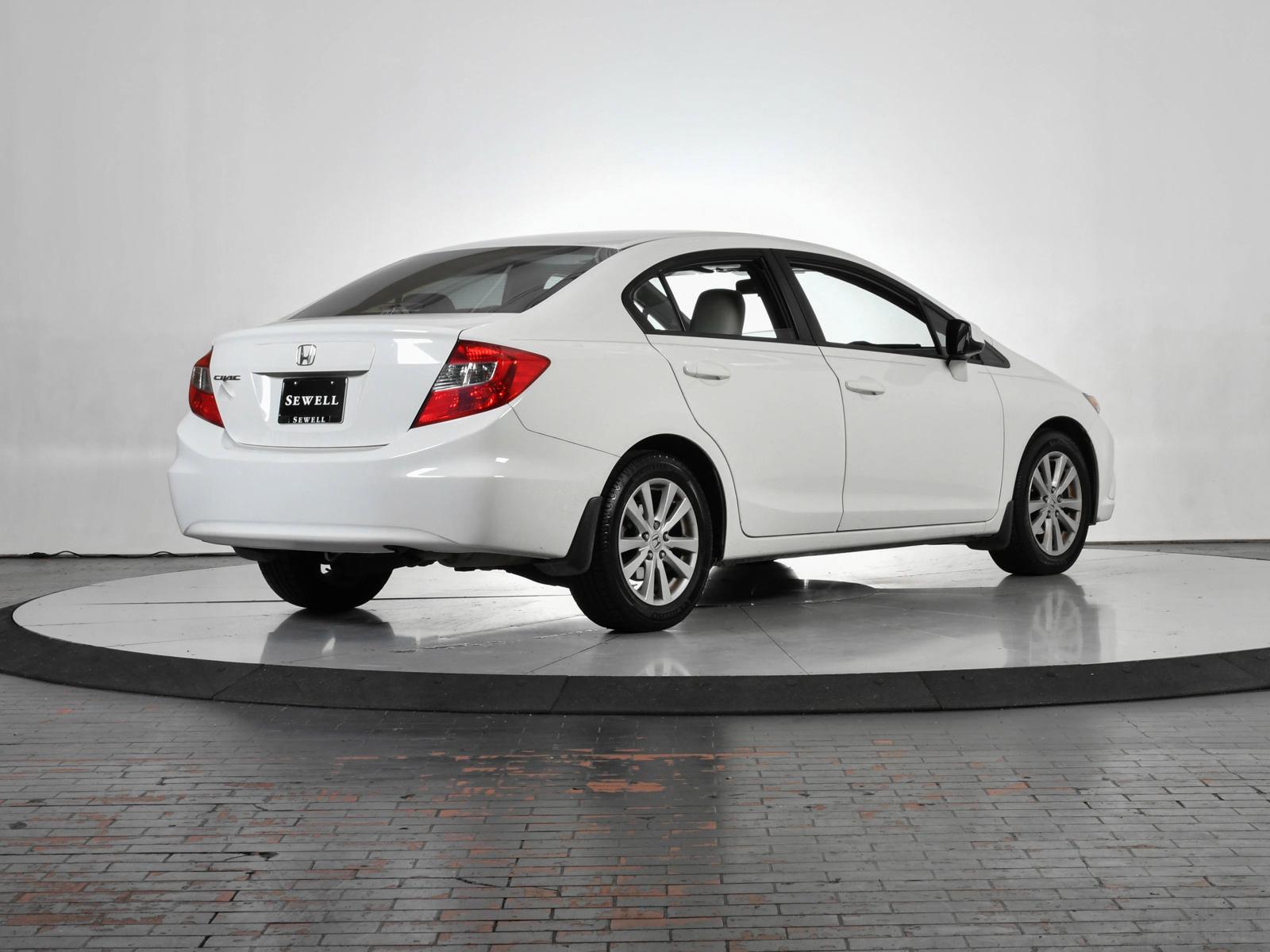 2012 Honda Civic Sedan Vehicle Photo in DALLAS, TX 75235