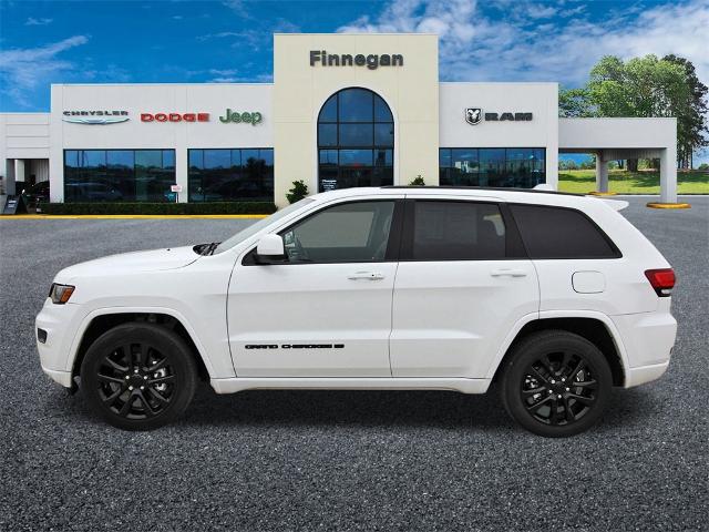 2022 Jeep Grand Cherokee WK Vehicle Photo in ROSENBERG, TX 77471