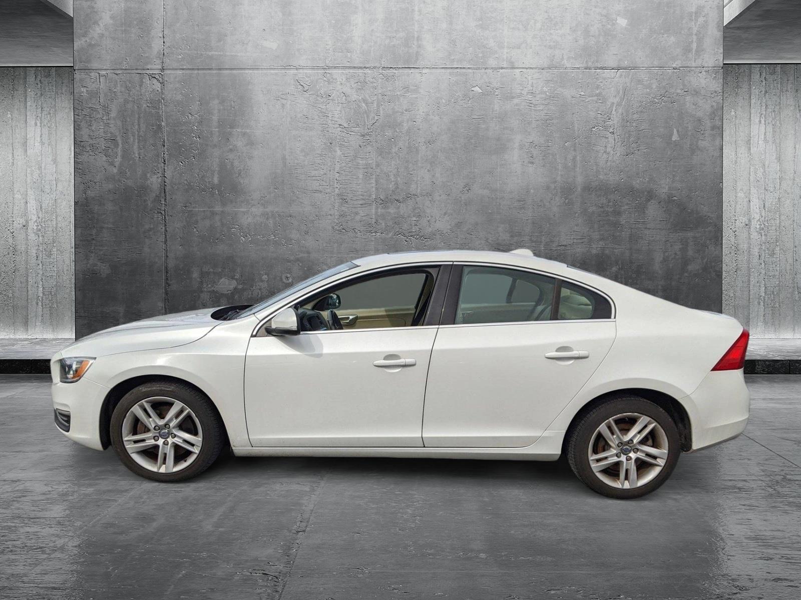 2015 Volvo S60 Vehicle Photo in Cockeysville, MD 21030