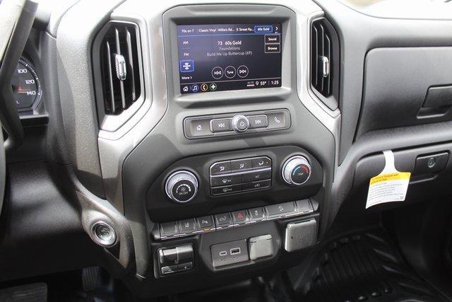 2025 Chevrolet Silverado 3500 HD Vehicle Photo in SAINT CLAIRSVILLE, OH 43950-8512