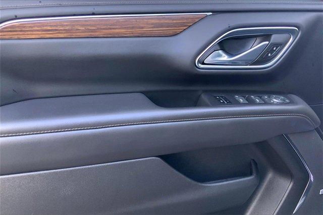 2021 Chevrolet Suburban Vehicle Photo in INDEPENDENCE, MO 64055-1377