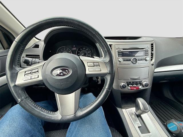 2011 Subaru Outback Vehicle Photo in EVERETT, WA 98203-5662