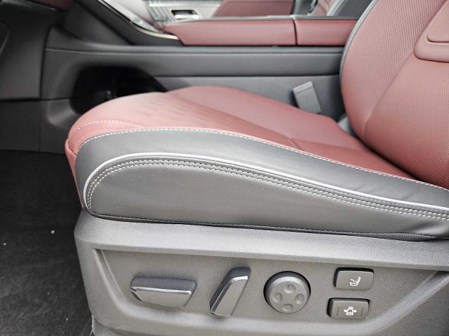 2025 INFINITI QX80 Vehicle Photo in Fort Worth, TX 76132