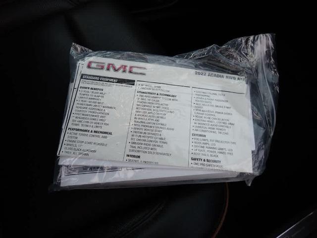 2022 GMC Acadia Vehicle Photo in ZELIENOPLE, PA 16063-2910