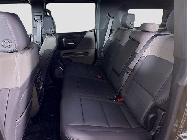 2025 GMC HUMMER EV SUV Vehicle Photo in PUYALLUP, WA 98371-4149