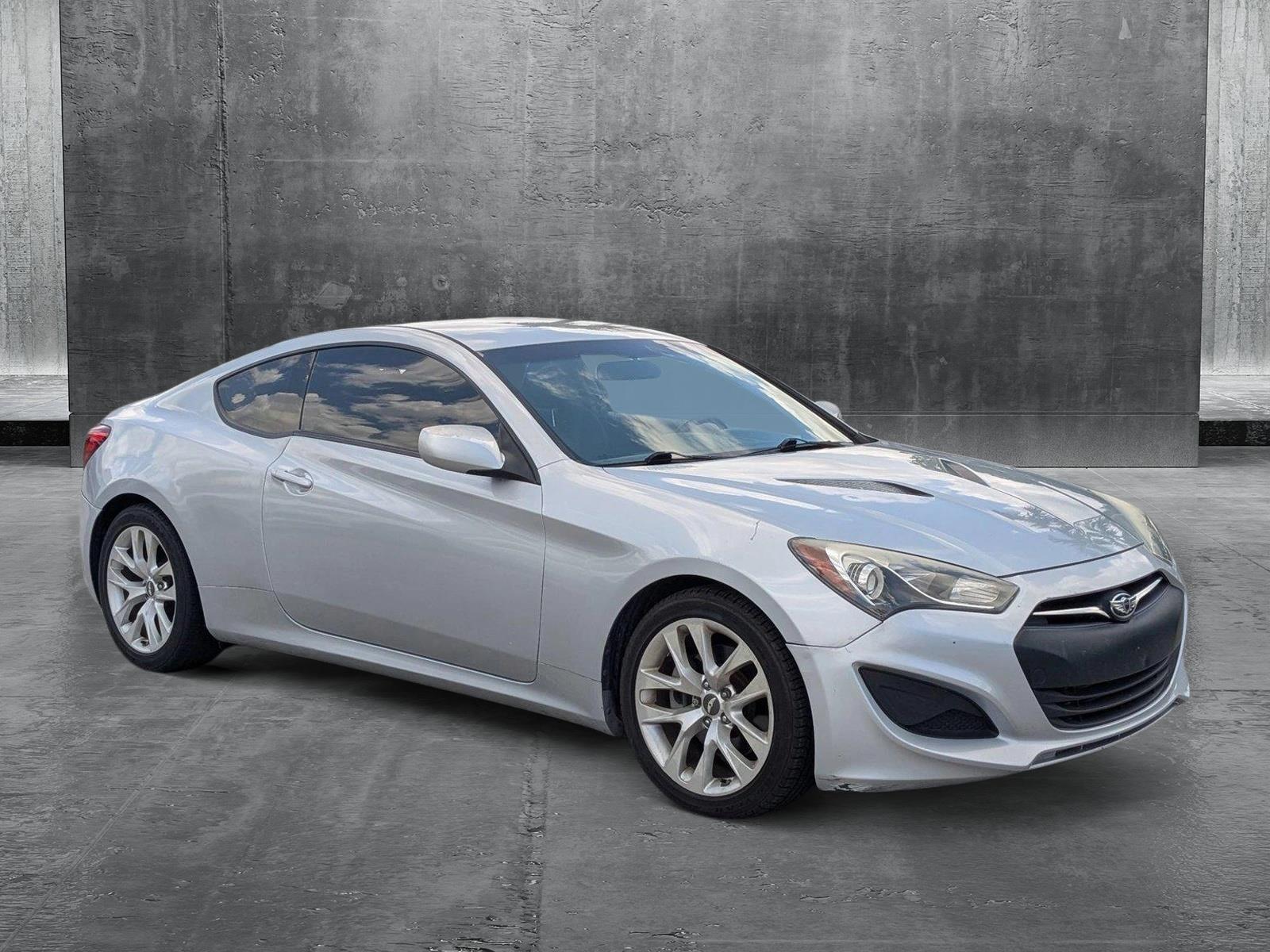 2013 Hyundai Genesis Coupe Vehicle Photo in PEMBROKE PINES, FL 33024-6534