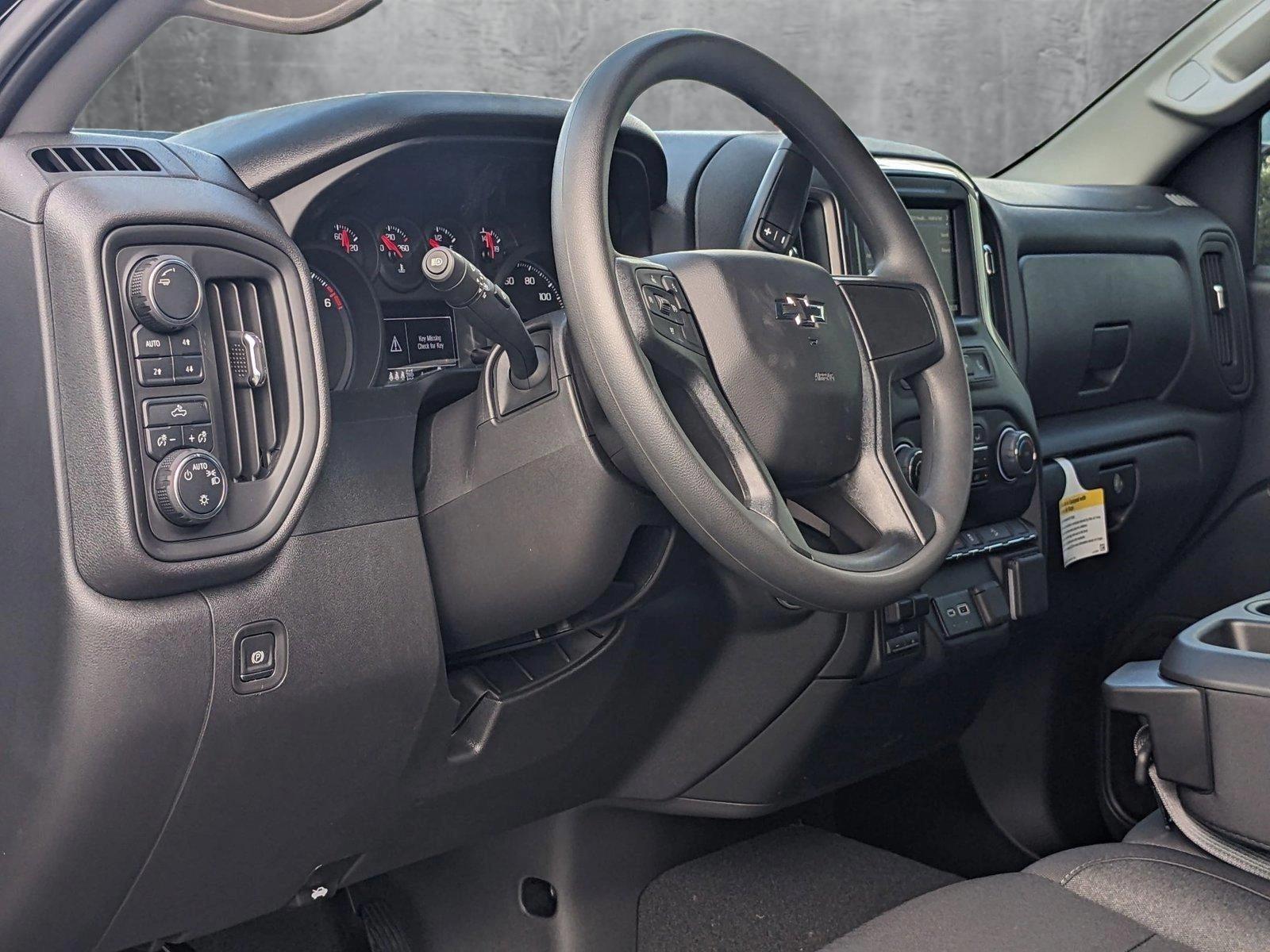 2025 Chevrolet Silverado 1500 Vehicle Photo in GREENACRES, FL 33463-3207