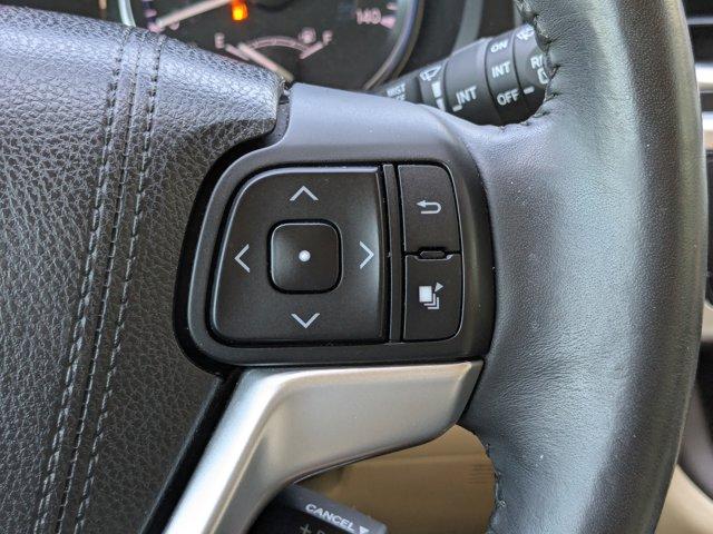 2015 Toyota Highlander Vehicle Photo in BRUNSWICK, GA 31525-1881