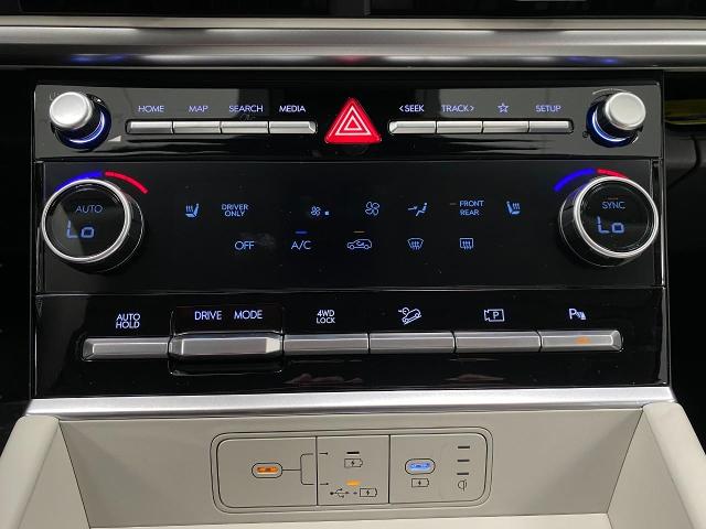 2025 Hyundai SANTA FE Hybrid Vehicle Photo in Appleton, WI 54913