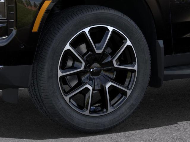 2025 Chevrolet Suburban Vehicle Photo in OSHKOSH, WI 54904-7811