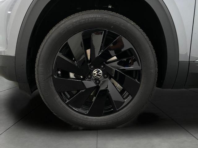 2025 Volkswagen Atlas Vehicle Photo in Appleton, WI 54913