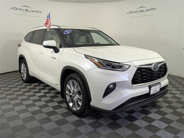 2021 Toyota Highlander Vehicle Photo in ENGLEWOOD, CO 80113-6708