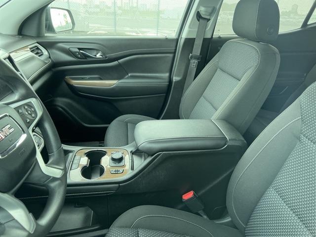 2023 GMC Acadia Vehicle Photo in GREEN BAY, WI 54304-5303