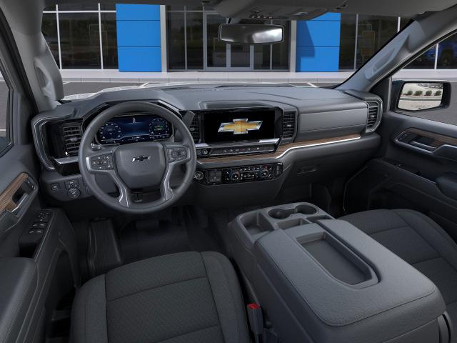2025 Chevrolet Silverado 1500 Vehicle Photo in Roslyn, NY 11576