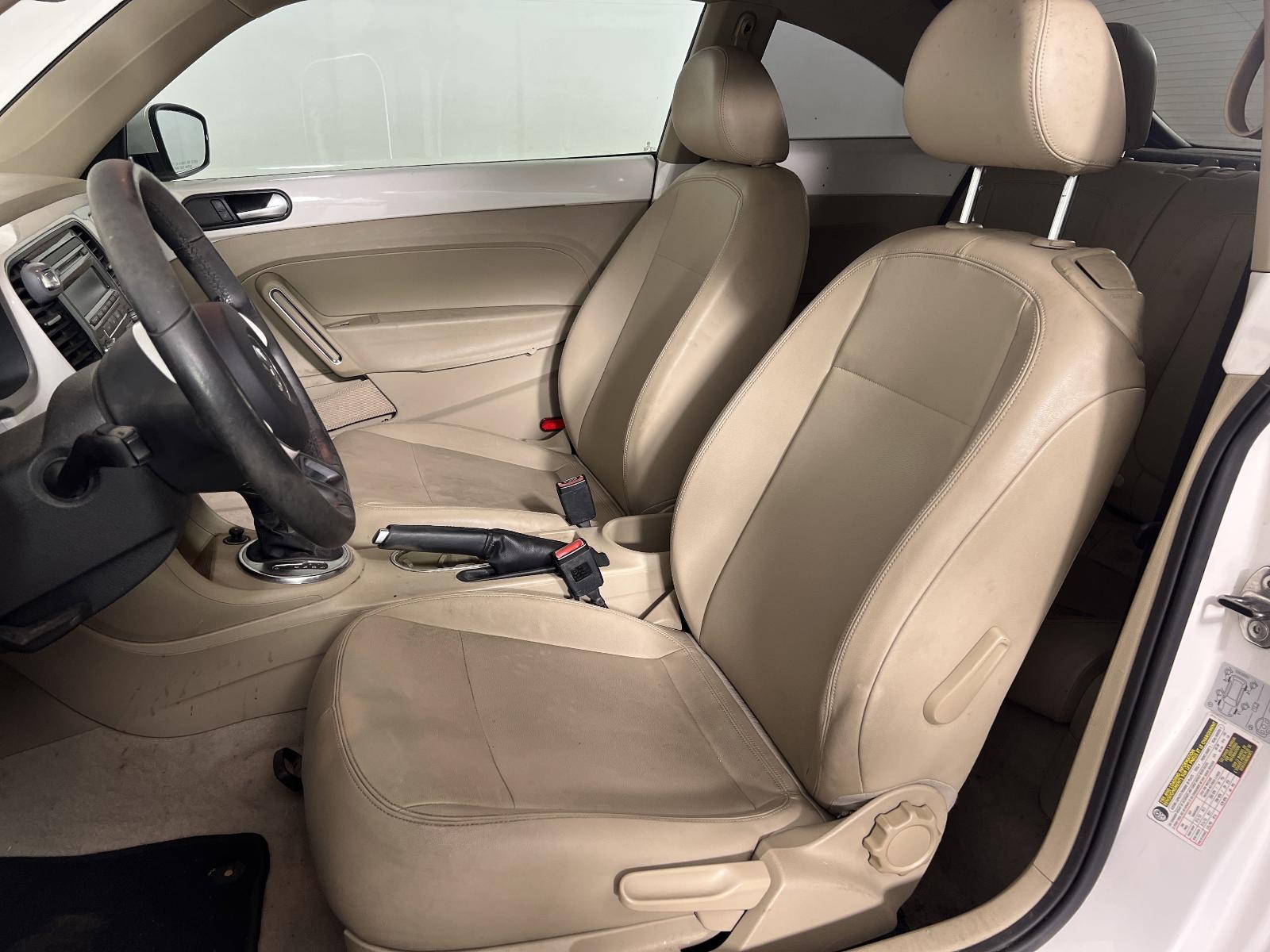 2013 Volkswagen Beetle Coupe Vehicle Photo in Georgetown, TX 78626