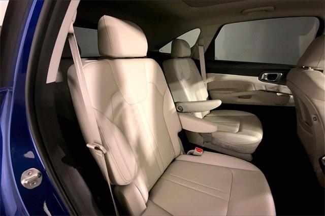 2023 Kia Sorento Vehicle Photo in INDEPENDENCE, MO 64055-1314