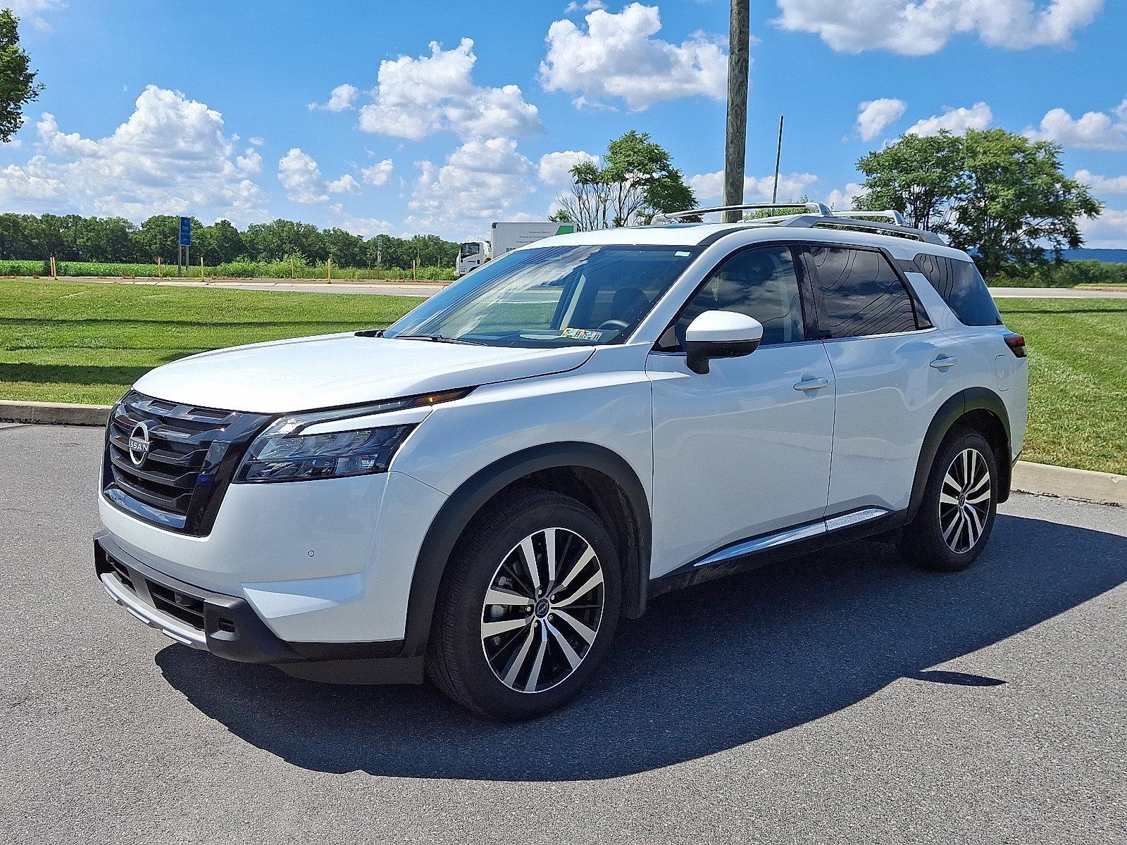 2025 Nissan Pathfinder Vehicle Photo in Mechanicsburg, PA 17050-2306