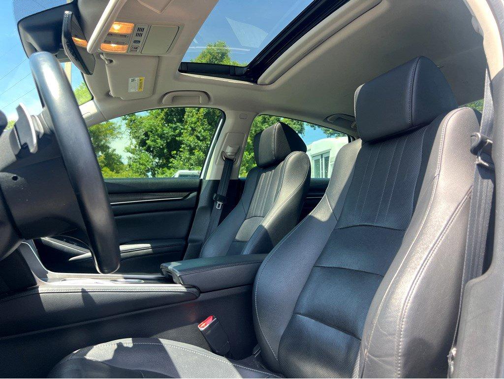 2019 Honda Accord Sedan Vehicle Photo in SAVANNAH, GA 31406-4513