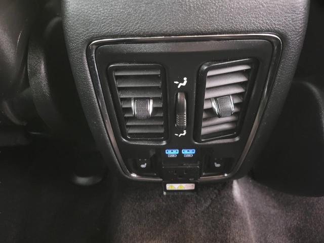 2016 Jeep Grand Cherokee Vehicle Photo in APPLETON, WI 54914-4656