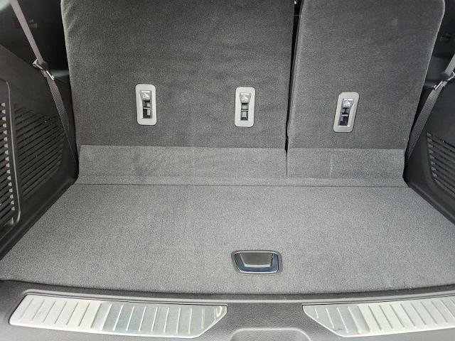 2023 GMC Yukon Vehicle Photo in DENTON, TX 76210-9321