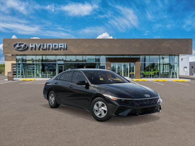 2025 Hyundai ELANTRA Vehicle Photo in Peoria, IL 61615