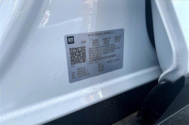 2025 Chevrolet Traverse Vehicle Photo in TOPEKA, KS 66609-0000