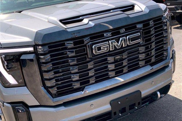 2024 GMC Sierra 3500 HD Vehicle Photo in INDEPENDENCE, MO 64055-1377