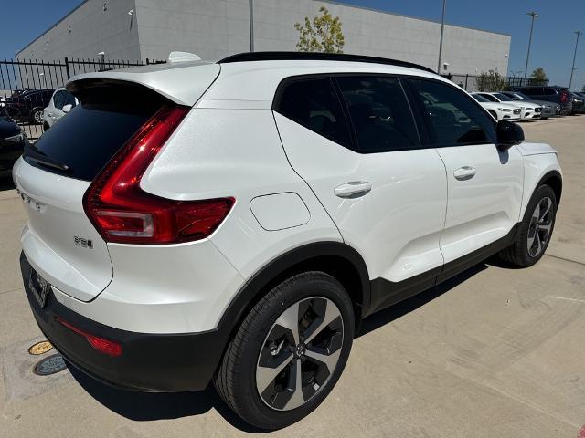 2025 Volvo XC40 Vehicle Photo in Grapevine, TX 76051