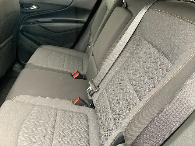 2022 Chevrolet Equinox Vehicle Photo in MOON TOWNSHIP, PA 15108-2571