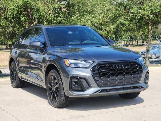 2024 Audi Q5 Vehicle Photo in HOUSTON, TX 77090