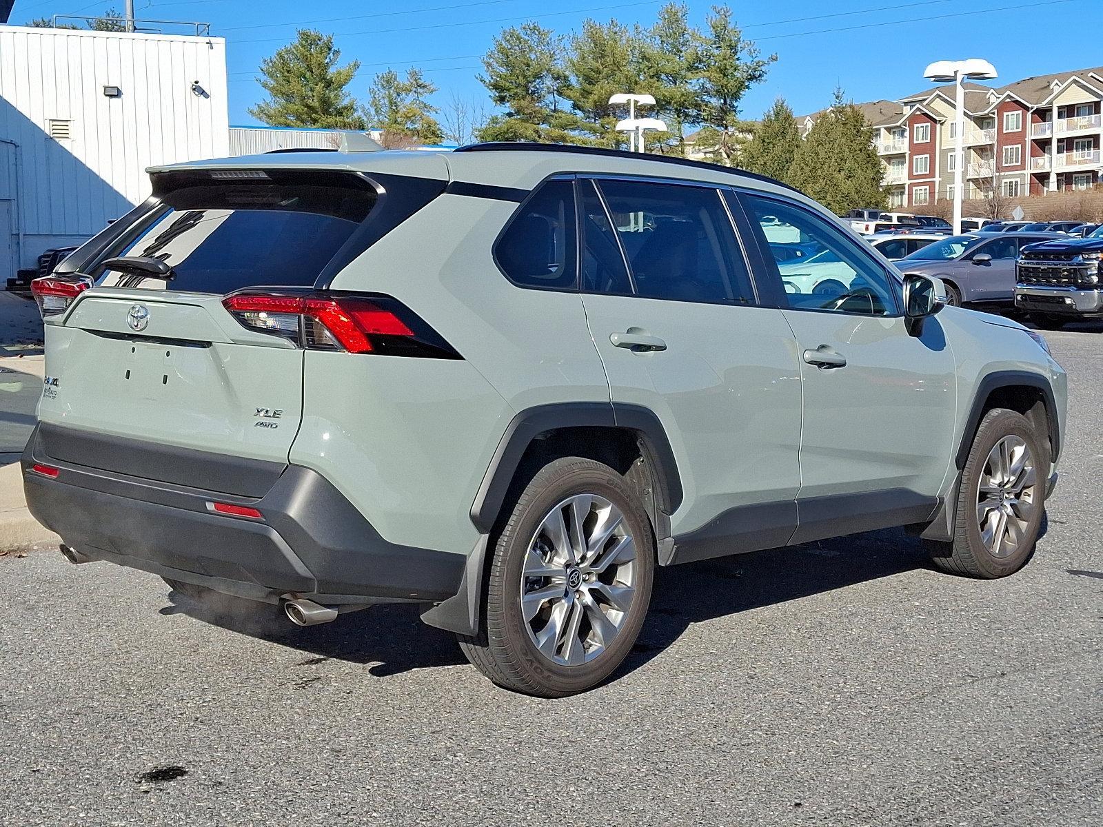 2022 Toyota RAV4 Vehicle Photo in BETHLEHEM, PA 18017-9401