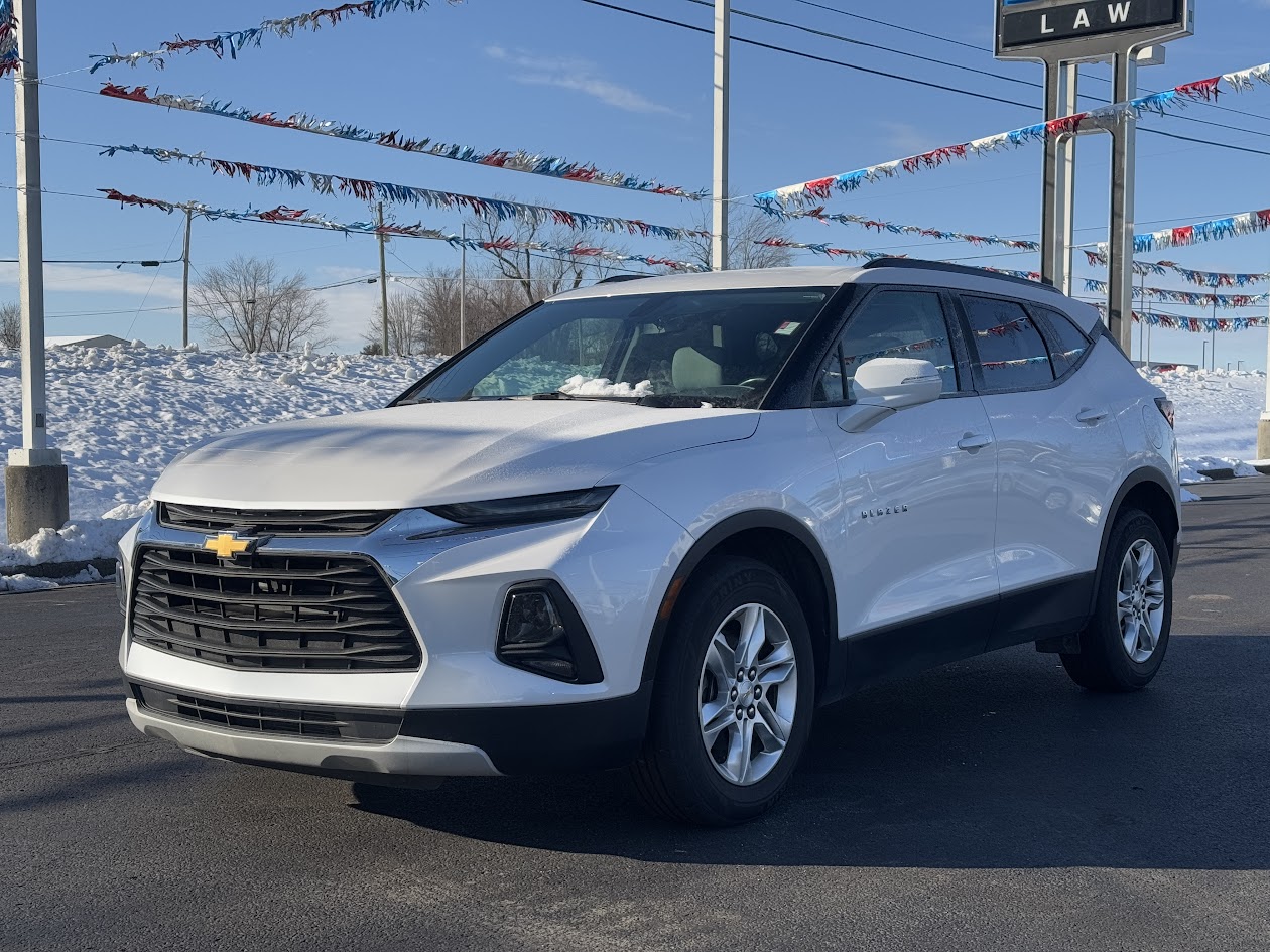 2020 Chevrolet Blazer Vehicle Photo in BOONVILLE, IN 47601-9633