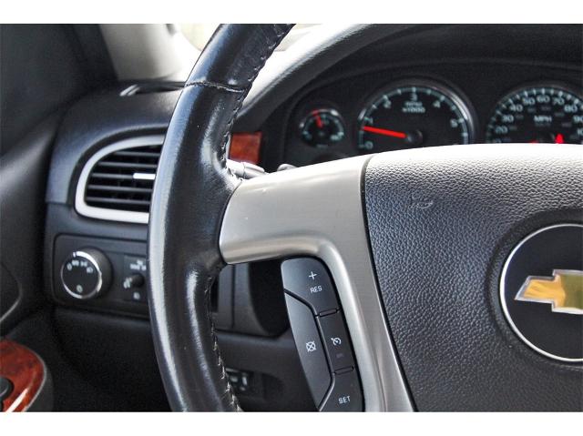 2014 Chevrolet Suburban Vehicle Photo in ROSENBERG, TX 77471-5675