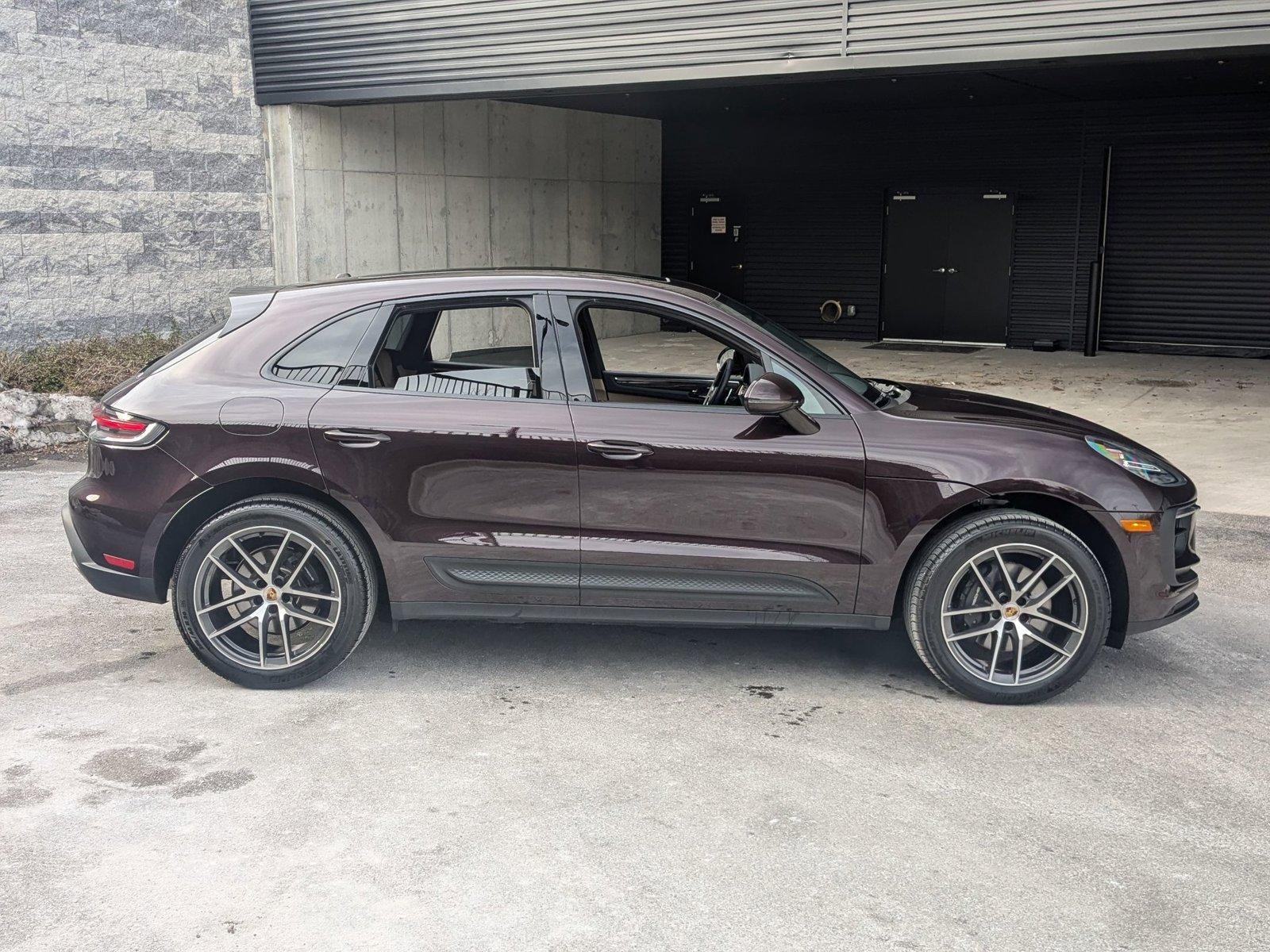 2024 Porsche Macan Vehicle Photo in Towson, MD 21204