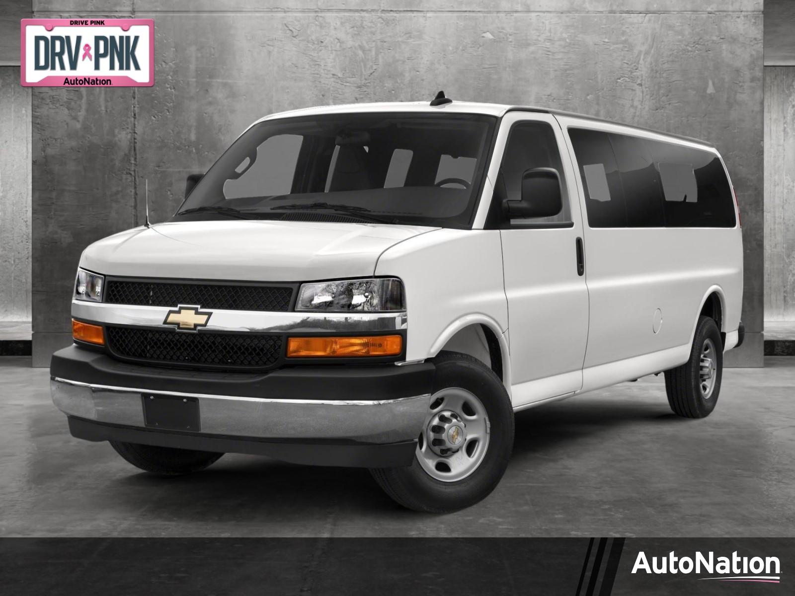 2019 Chevrolet Express Passenger Vehicle Photo in Sarasota, FL 34231