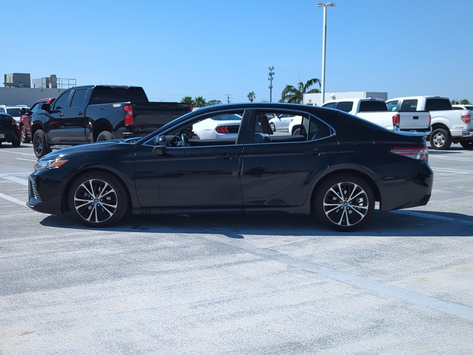 2018 Toyota Camry Vehicle Photo in Ft. Myers, FL 33907