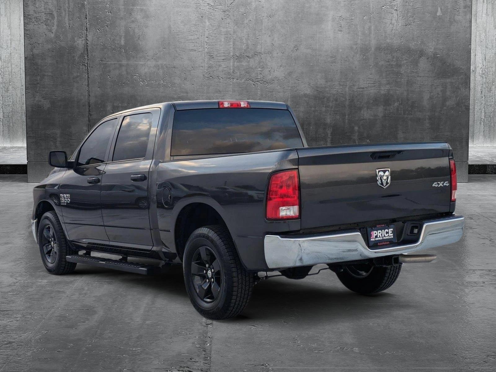 2023 Ram 1500 Classic Vehicle Photo in WEST PALM BEACH, FL 33407-3296