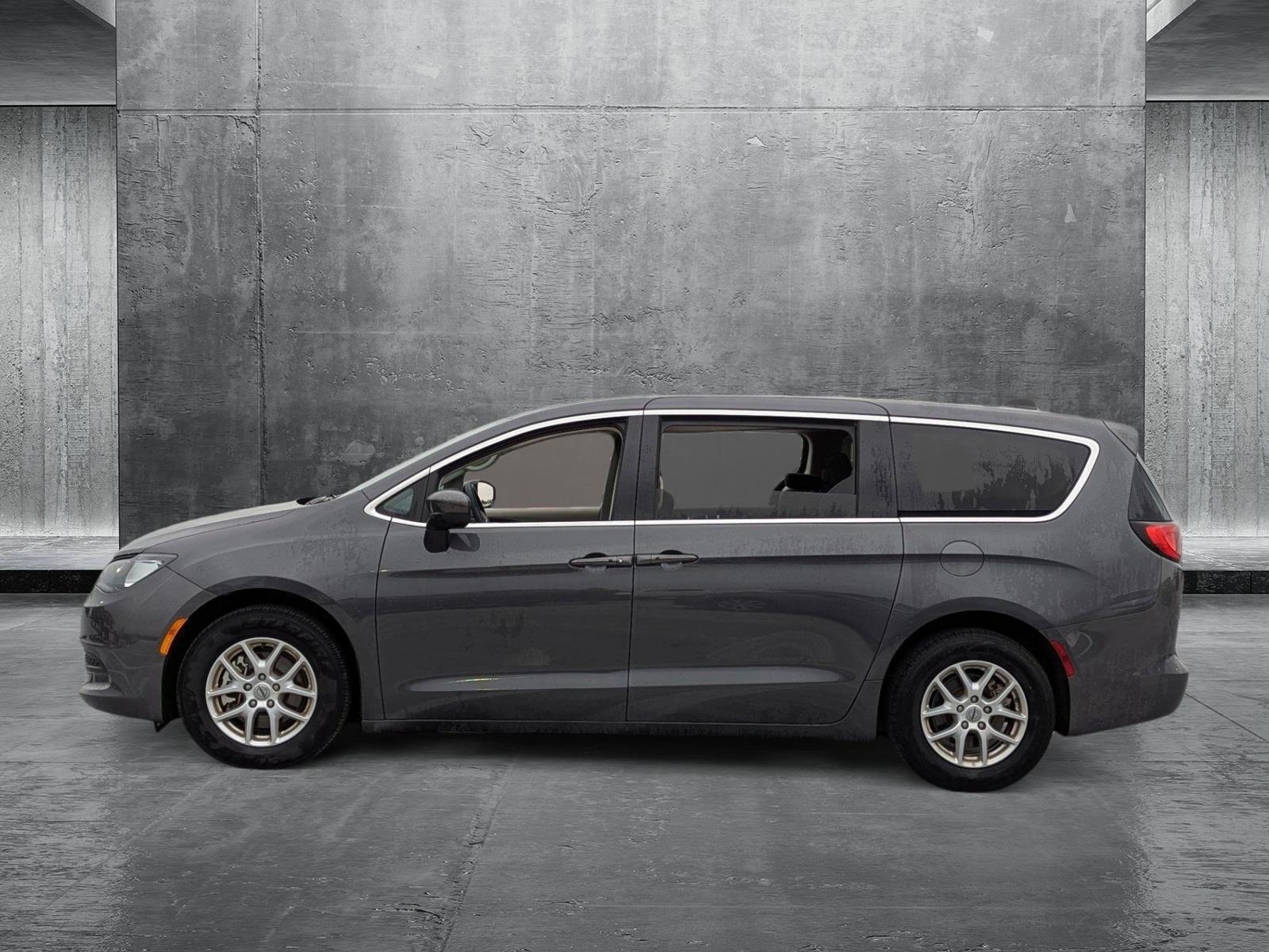 2022 Chrysler Voyager Vehicle Photo in Ft. Myers, FL 33907