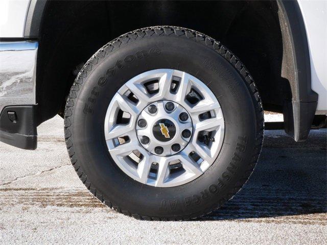 2022 Chevrolet Silverado 2500 HD Vehicle Photo in MAPLEWOOD, MN 55119-4794