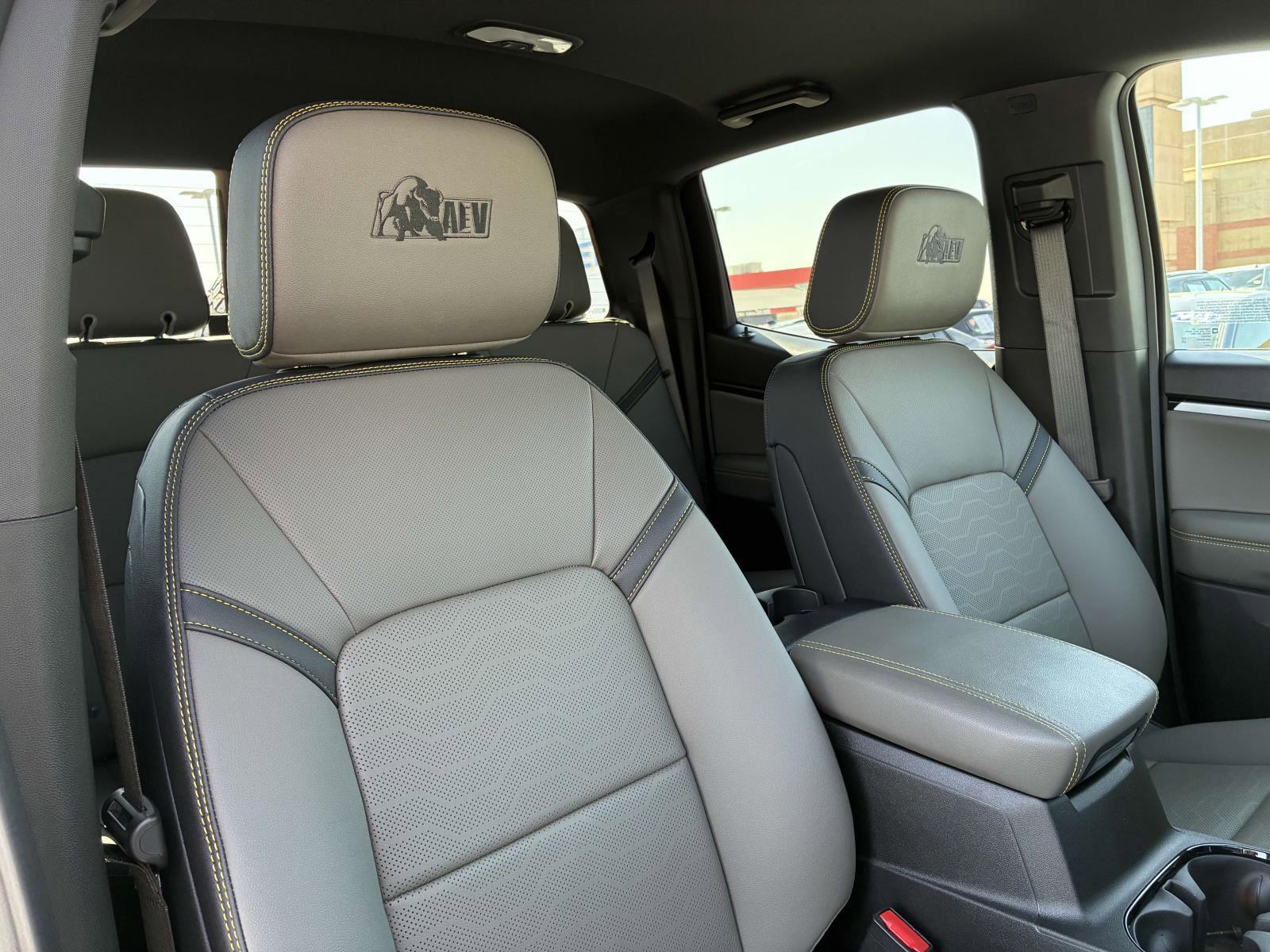 2025 Chevrolet Colorado Vehicle Photo in LOS ANGELES, CA 90007-3794
