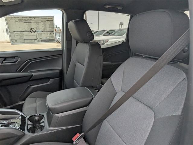 2025 Chevrolet Colorado Vehicle Photo in ENGLEWOOD, CO 80113-6708