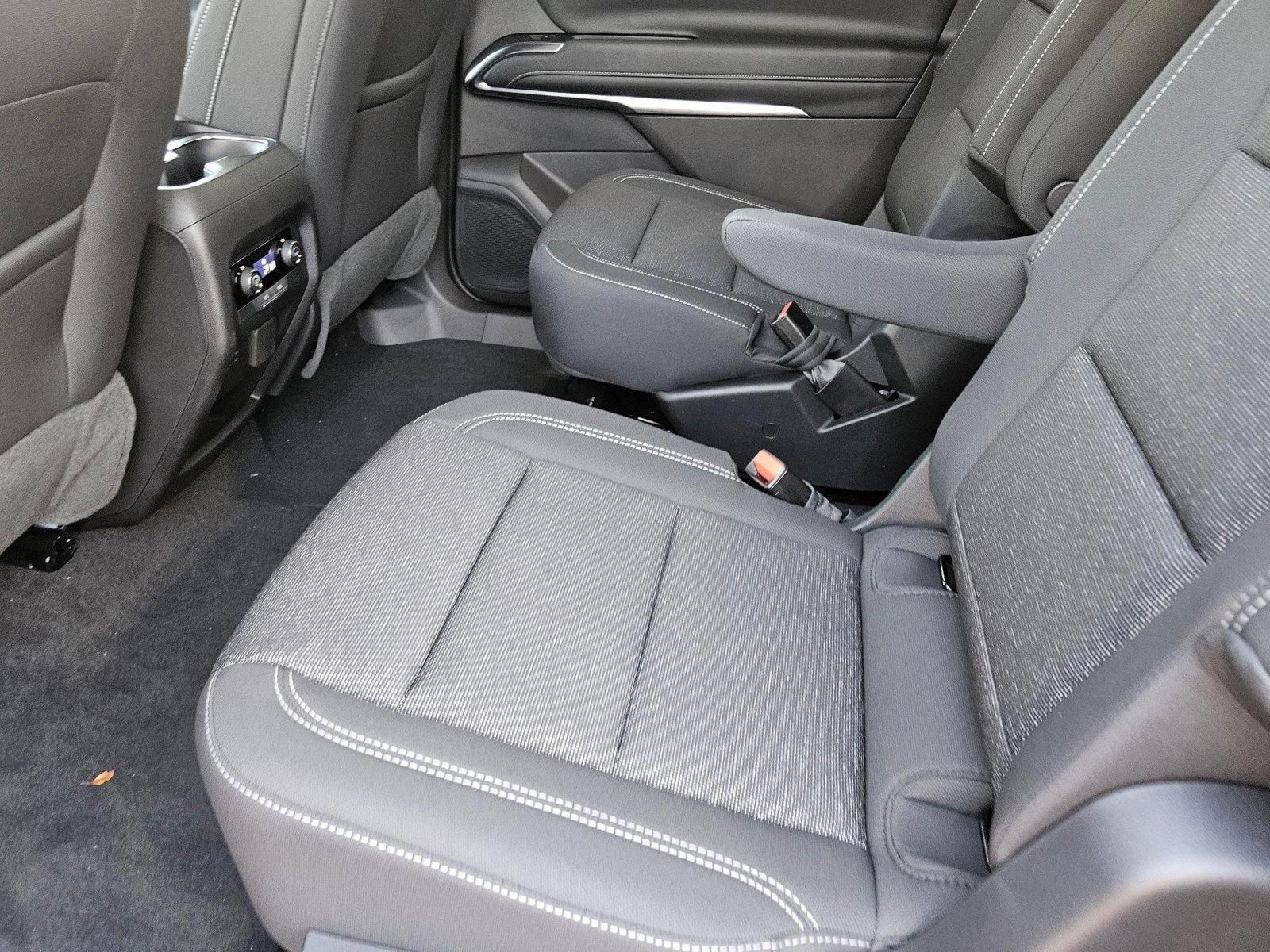 2025 Chevrolet Traverse Vehicle Photo in GREENACRES, FL 33463-3207