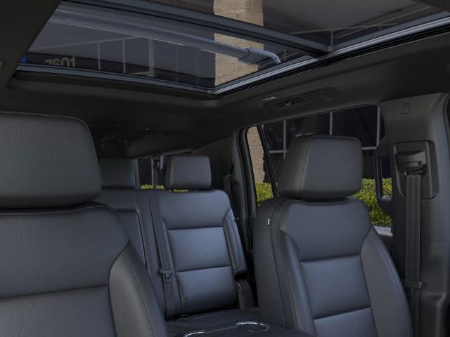 2025 Chevrolet Suburban Vehicle Photo in GEORGETOWN, TX 78626-7508