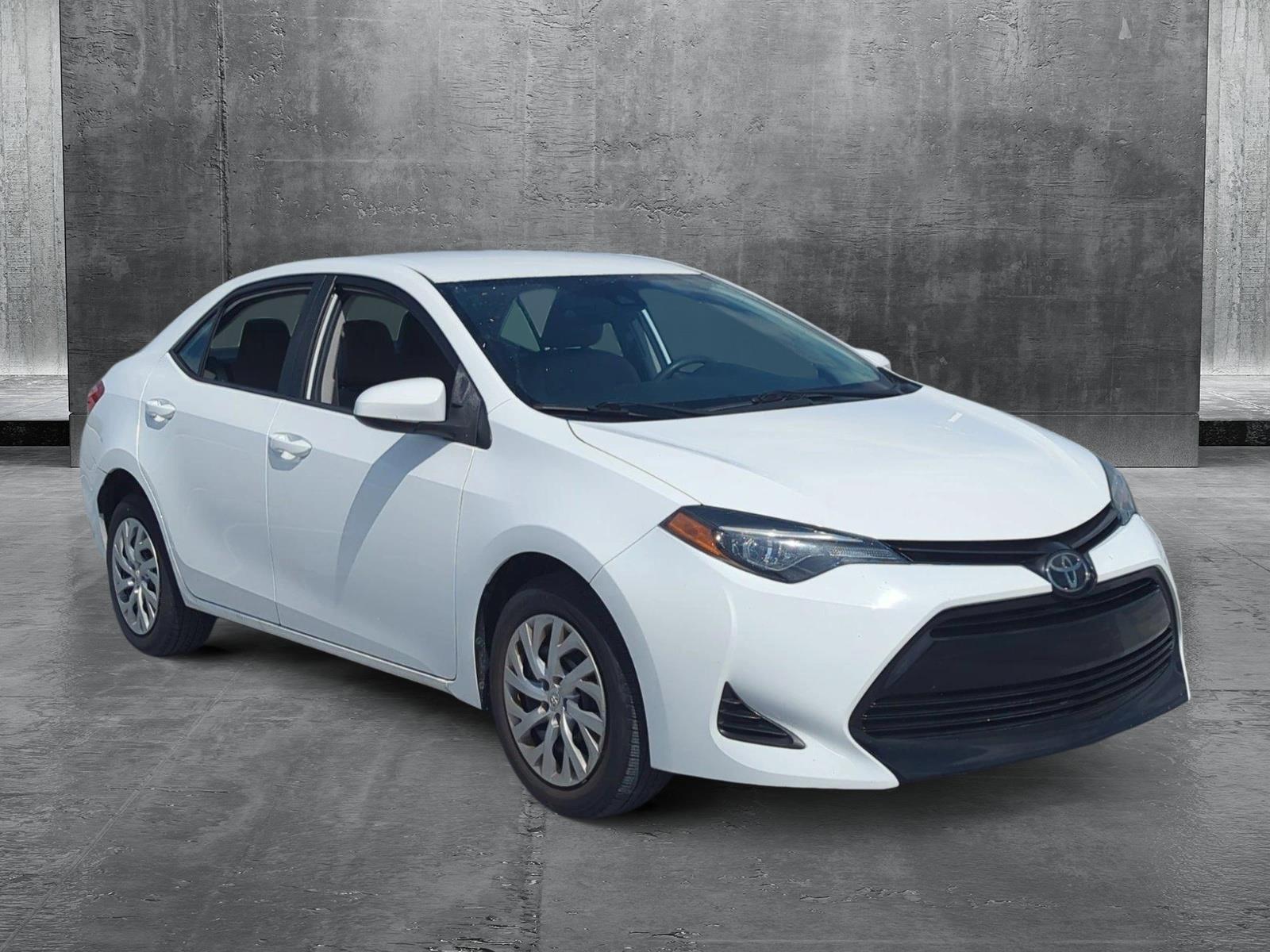2019 Toyota Corolla Vehicle Photo in Ft. Myers, FL 33907